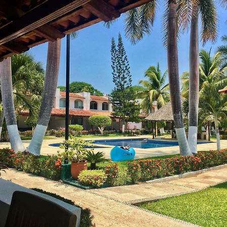 Casa Romantica De Playa Ixtapa  Εξωτερικό φωτογραφία