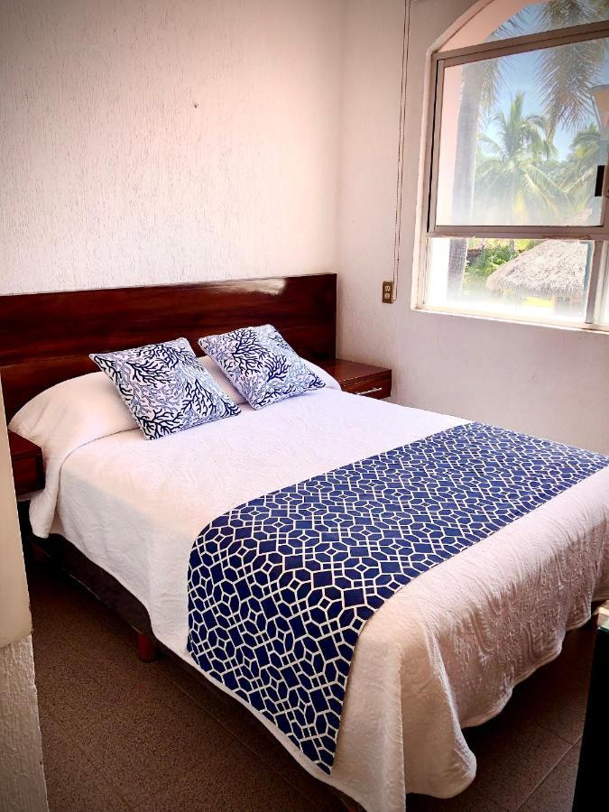 Casa Romantica De Playa Ixtapa  Εξωτερικό φωτογραφία